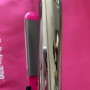 BaByliss mini 2 in 1 curling iron and flat iron